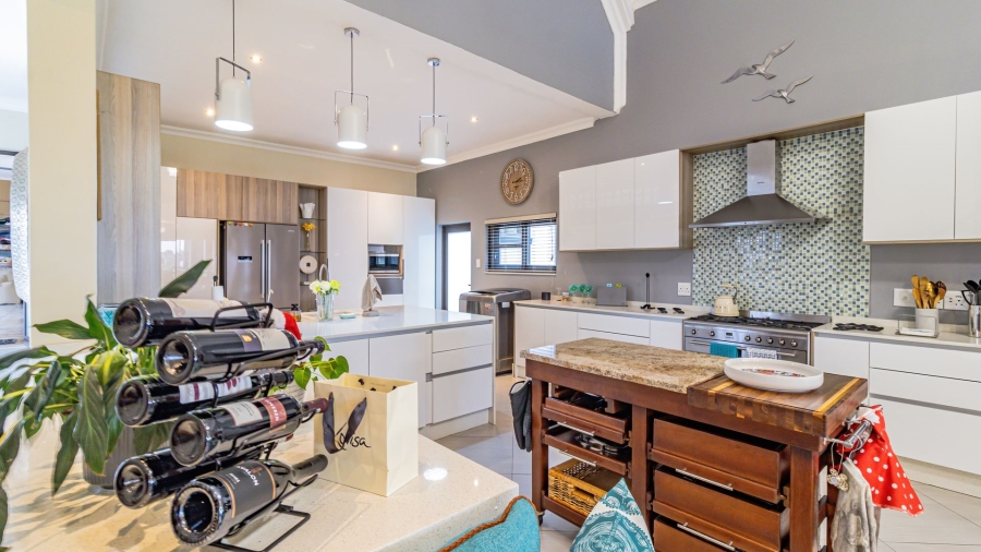 5 Bedroom Property for Sale in Oranjeville Free State